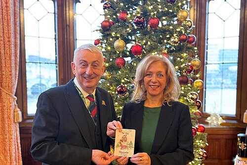 Liz and Speaker with Xmas card