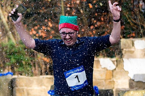 Tom Gordon at the Mental Elf fun run as he crosses the finish line